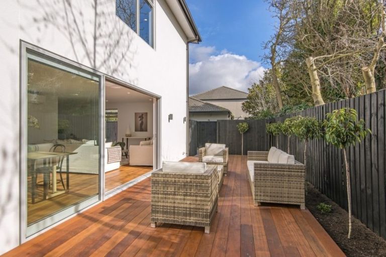 Photo of property in 95c Edgeware Road, St Albans, Christchurch, 8014