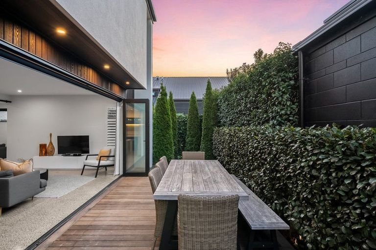 Photo of property in 44a Saint Albans Street, St Albans, Christchurch, 8014