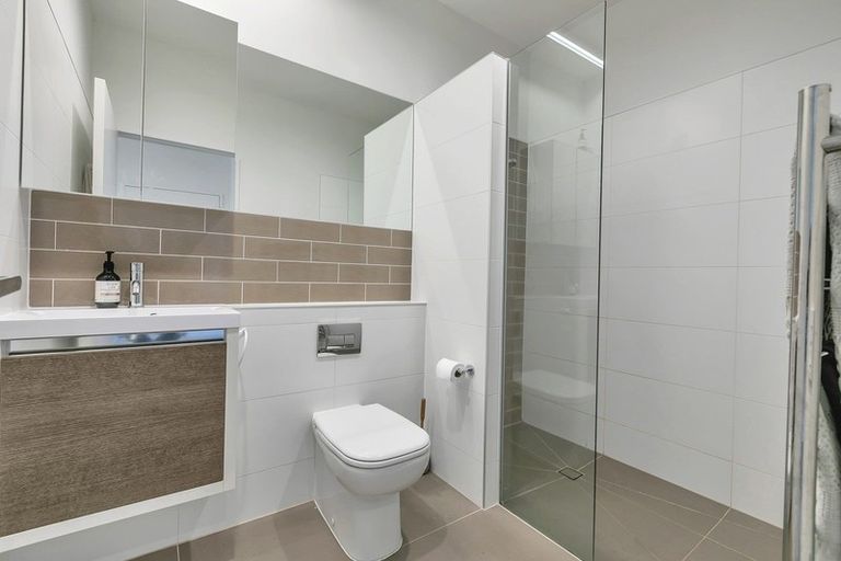 Photo of property in 4b Hastings Street, Hobsonville, Auckland, 0616