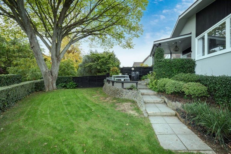 Photo of property in 48 Iona Road, Havelock North, 4130