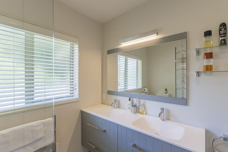 Photo of property in 13 Morepork Drive, Waikanae, 5036