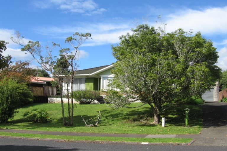 Photo of property in 16 Wells Road, Bucklands Beach, Auckland, 2012