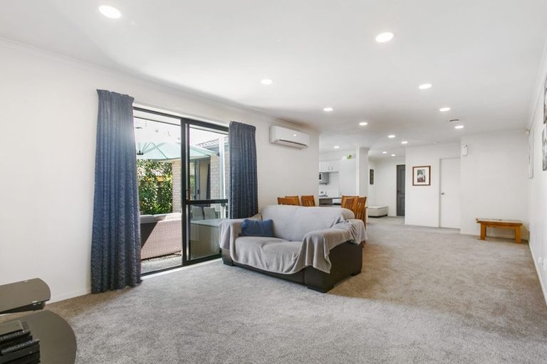 Photo of property in 8 Eastside Drive, Pukekohe, 2120