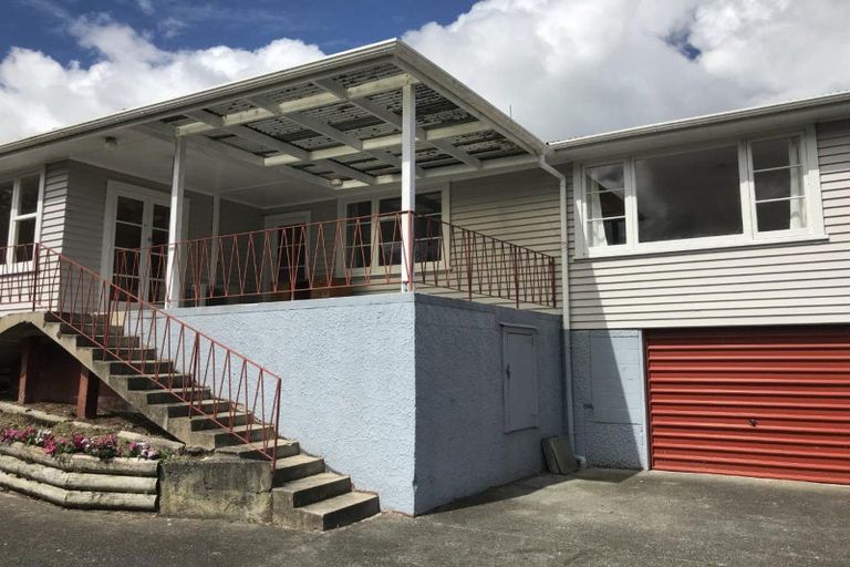 Photo of property in 142 Western Hills Drive, Kensington, Whangarei, 0112