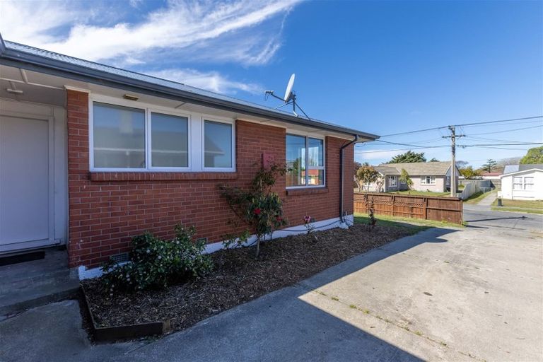Photo of property in 61 Carisbrooke Street, Aranui, Christchurch, 8061