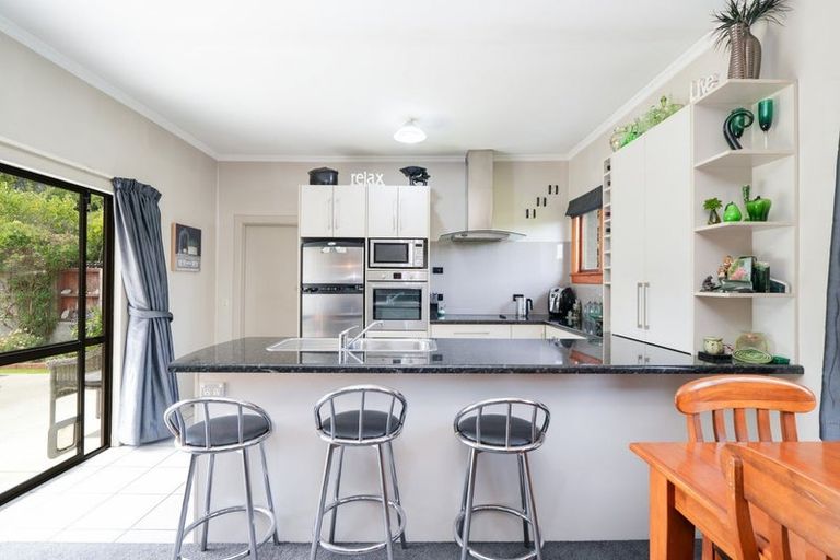 Photo of property in 2 Frome Street, Clifton, Invercargill, 9812