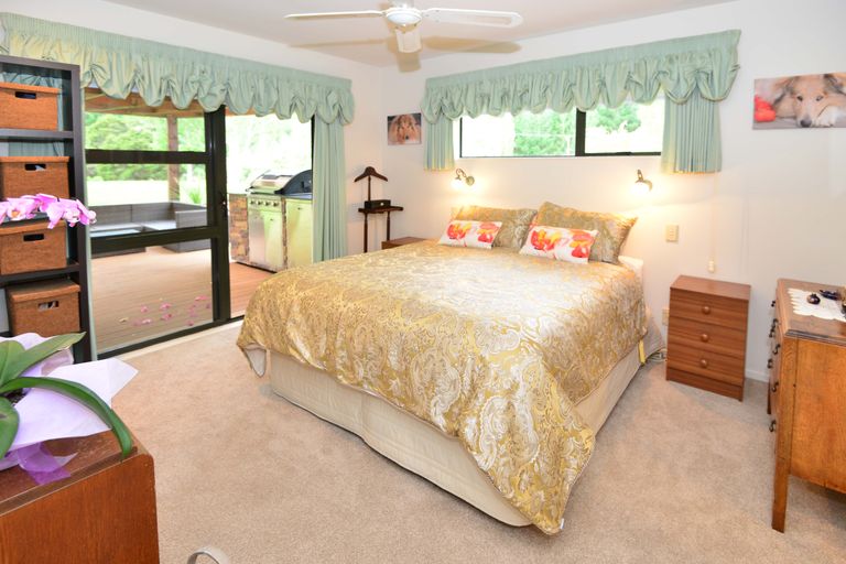 Photo of property in 447 Ahuroa Road, Puhoi, Warkworth, 0994