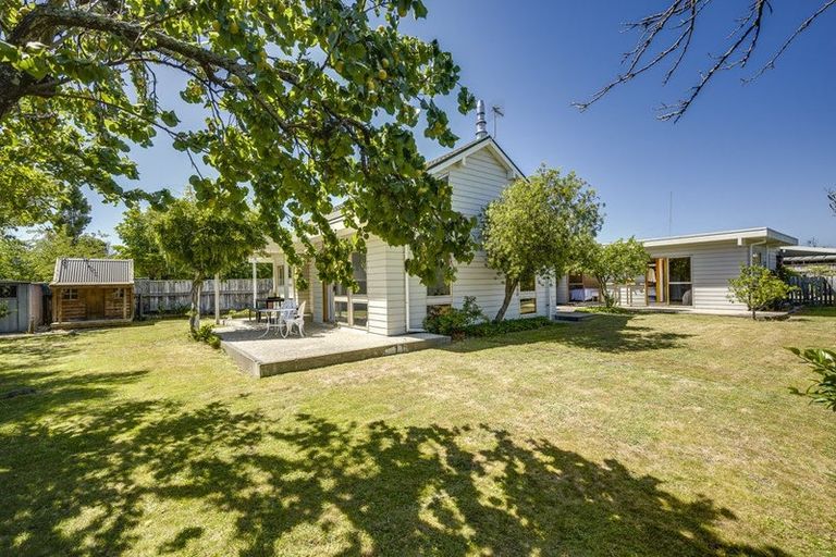 Photo of property in 16 Ngarimu Crescent, Taradale, Napier, 4112