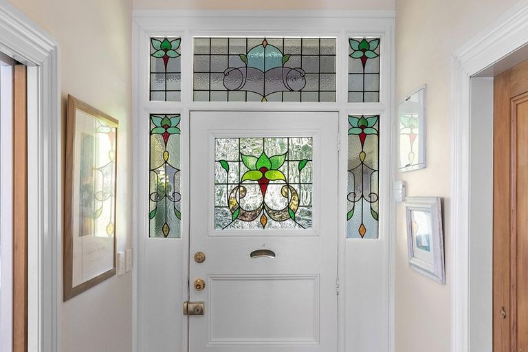 Photo of property in 1/36 Maritime Terrace, Birkenhead, Auckland, 0626