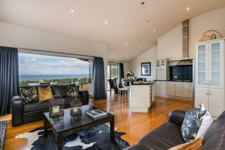Photo of property in 130a Priestley Terrace, Bluff Hill, Napier, 4110