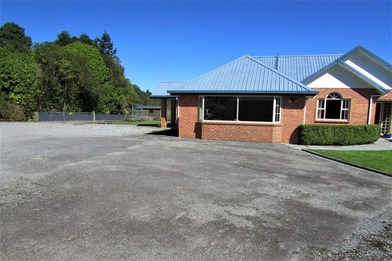 Photo of property in 32 Welshmans Road, Marsden, Greymouth, 7872