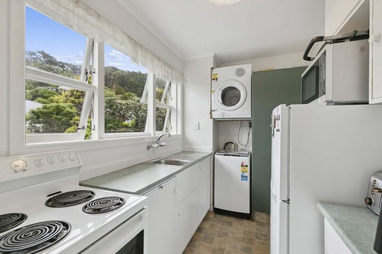 Photo of property in 8 Naughton Terrace, Kilbirnie, Wellington, 6022