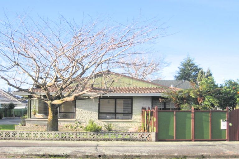 Photo of property in 405 Avenue Road West, Hastings, 4122