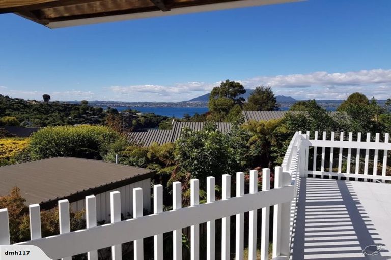 Photo of property in 117 Wakeman Road, Acacia Bay, Taupo, 3330
