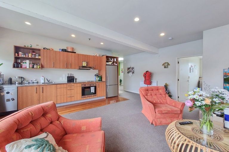 Photo of property in 16/30 Hanson Street, Mount Cook, Wellington, 6021