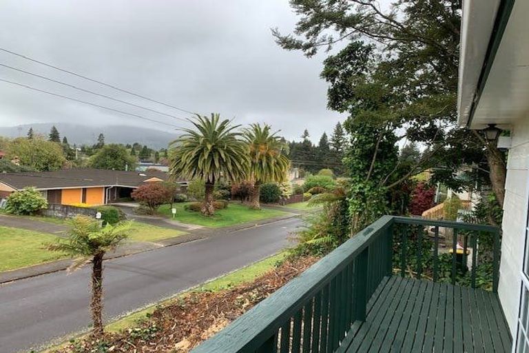 Photo of property in 8 Tihi Road, Springfield, Rotorua, 3015