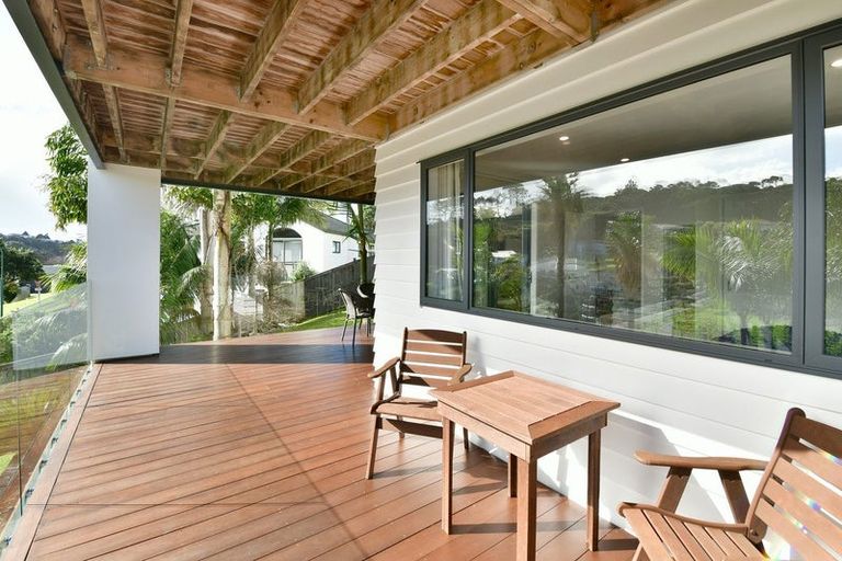 Photo of property in 27 Coralsea Way, Arkles Bay, Whangaparaoa, 0932