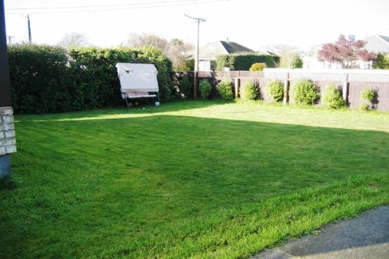 Photo of property in 12 Mappleton Avenue, Burnside, Christchurch, 8053