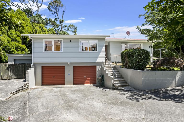 Photo of property in 88 Glendene Avenue, Glendene, Auckland, 0602