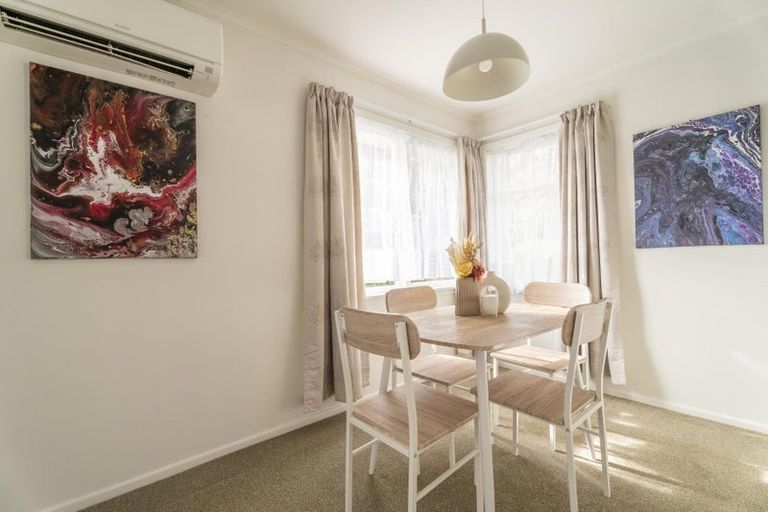 Photo of property in 22 Findlay Street, Tawa, Wellington, 5028