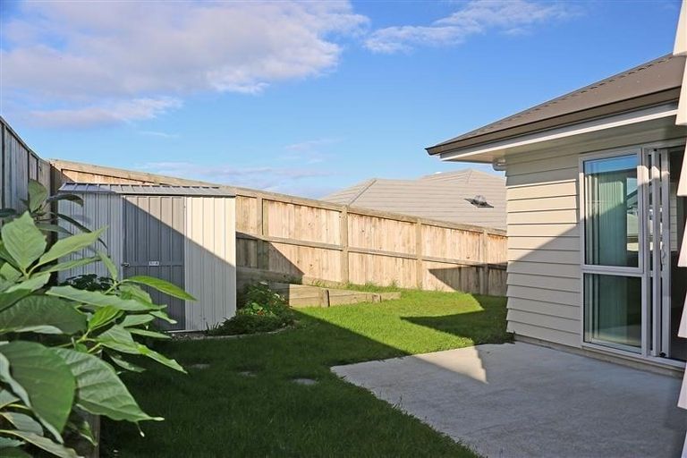 Photo of property in 6 Hapuka Close, Snells Beach, 0920