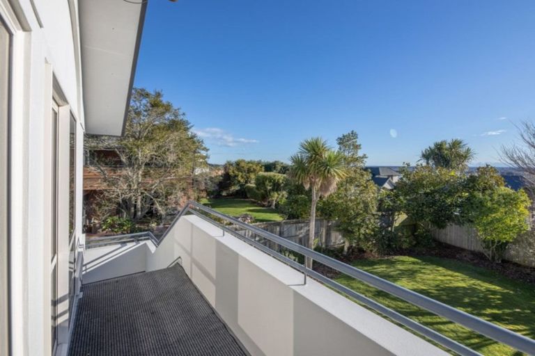 Photo of property in 6 Somerton Rise, Westmorland, Christchurch, 8025
