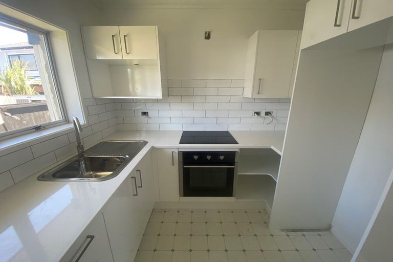 Photo of property in 1/32 Hayward Road, Papatoetoe, Auckland, 2025