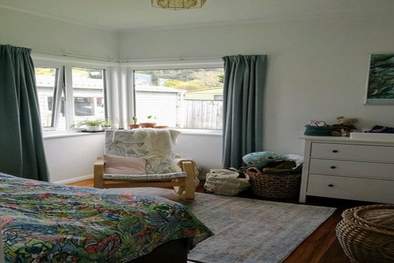 Photo of property in 14c Sharpe Crescent, Wainuiomata, Lower Hutt, 5014