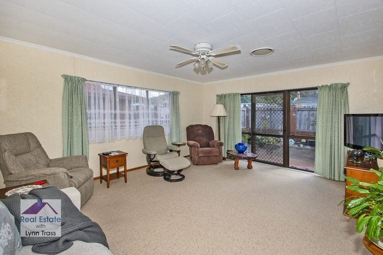 Photo of property in 2/329 Western Hills Drive, Avenues, Whangarei, 0110
