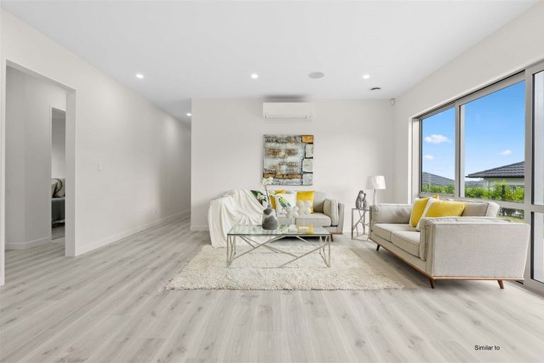 Photo of property in 60 Twin Parks Rise, Papakura, 2110