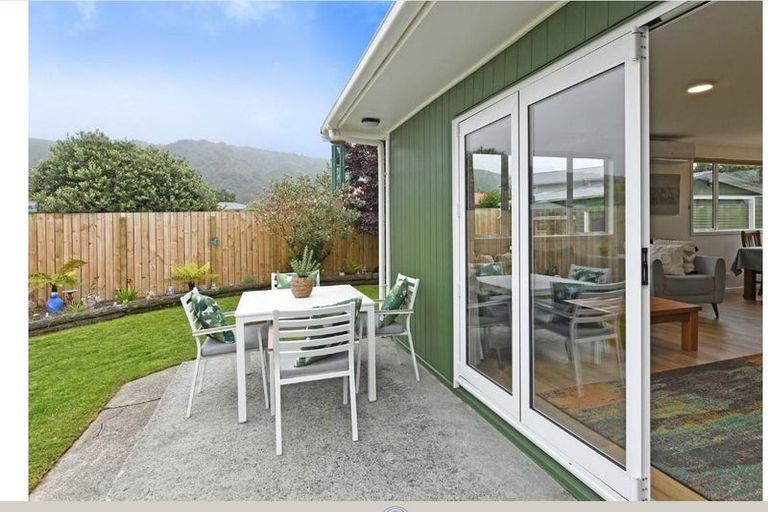 Photo of property in 81 California Drive, Totara Park, Upper Hutt, 5018