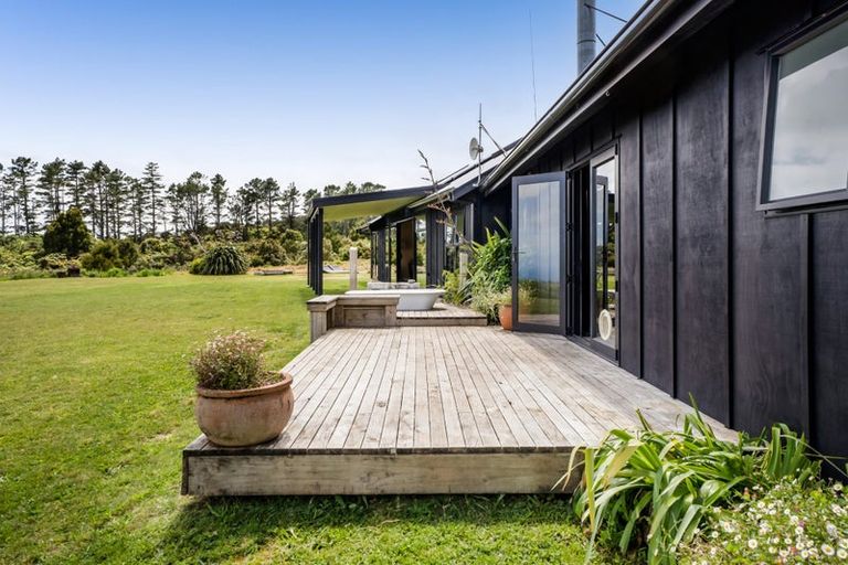 Photo of property in 749 Upper Pitone Road, Pitone, New Plymouth, 4374