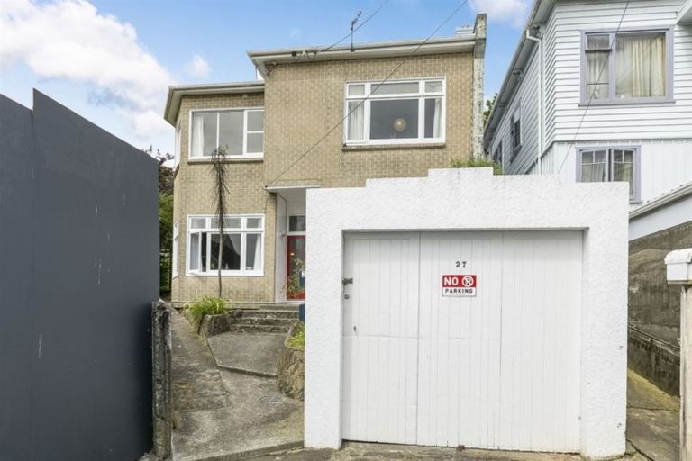 Photo of property in 27 Arlington Street, Mount Cook, Wellington, 6011