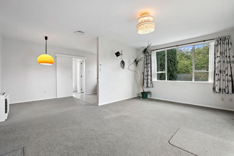 Photo of property in 2/144a Beach Road, North New Brighton, Christchurch, 8083
