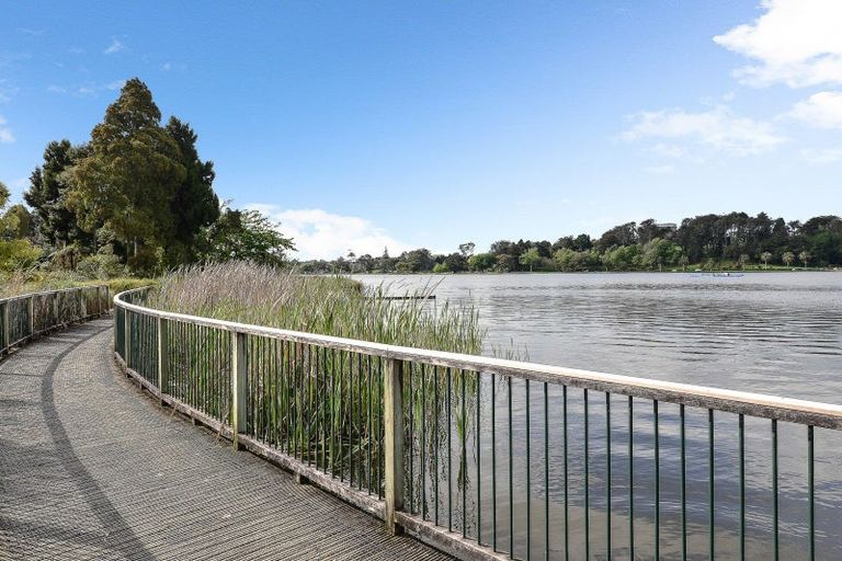 Photo of property in 5 Hastings Place, Hamilton Lake, Hamilton, 3204