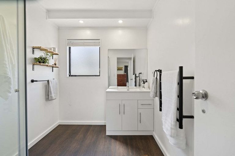 Photo of property in 4 Meander Drive, Welcome Bay, Tauranga, 3112