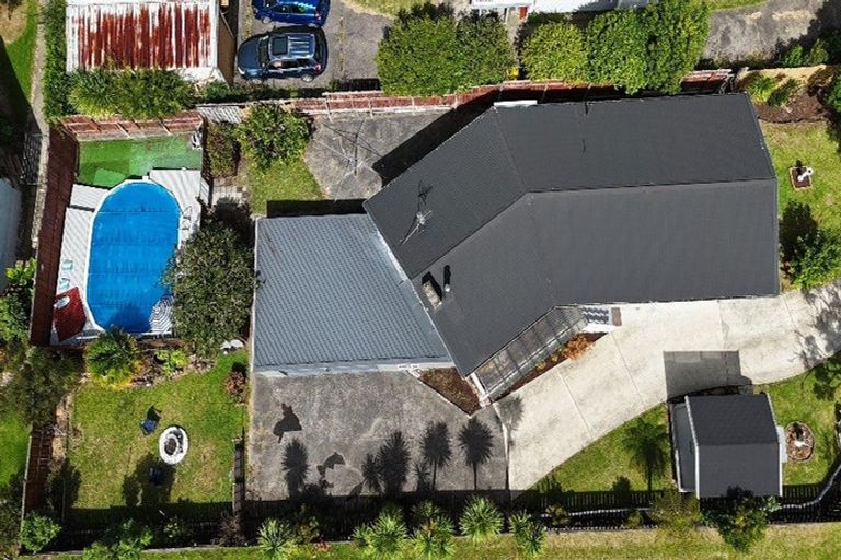 Photo of property in 38 Sunvue Road, Glen Eden, Auckland, 0602