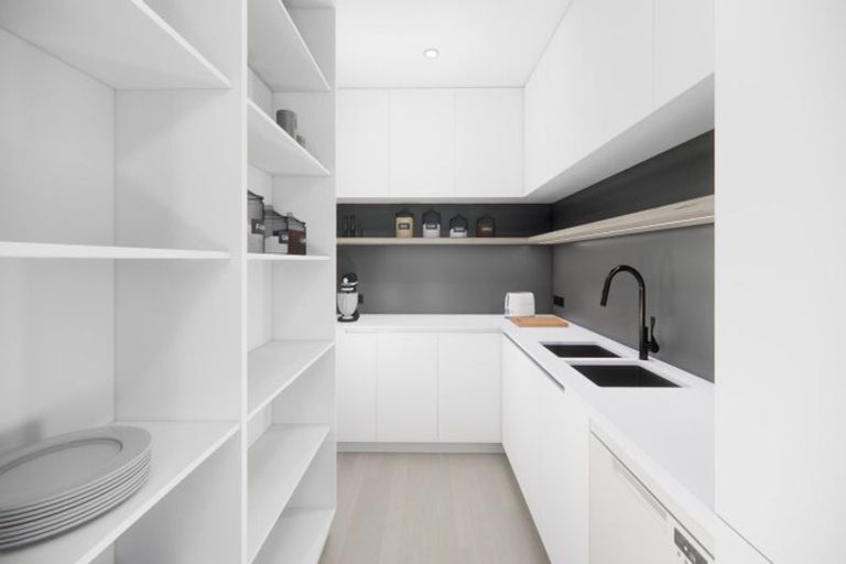 Photo of property in 10 Bryant Road, Karaka, Papakura, 2580