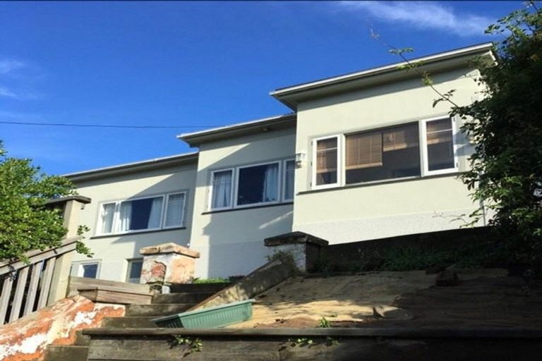 Photo of property in 1/126 The Parade, Island Bay, Wellington, 6023