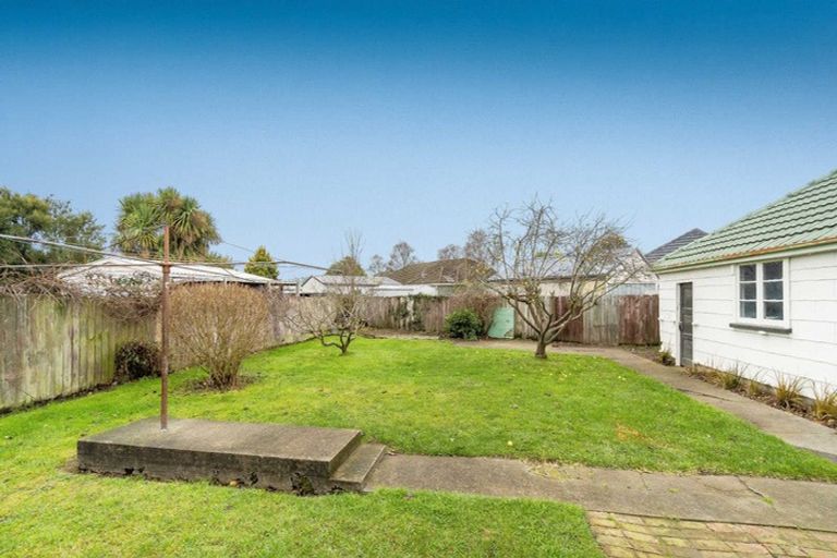 Photo of property in 324 Hills Road, Mairehau, Christchurch, 8013