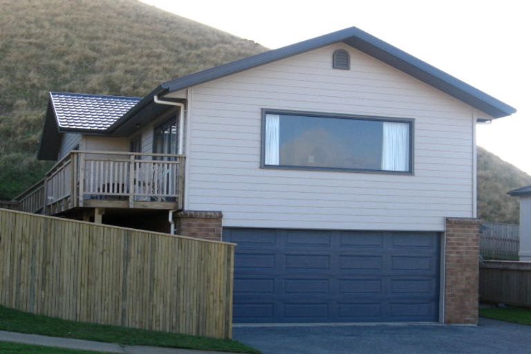 Photo of property in 6 Gifford Grove, Churton Park, Wellington, 6037