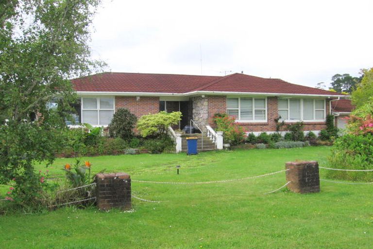 Photo of property in 22 Shaw Road, Oratia, Auckland, 0604