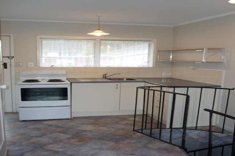 Photo of property in 4/6 Miro Street, New Lynn, Auckland, 0600