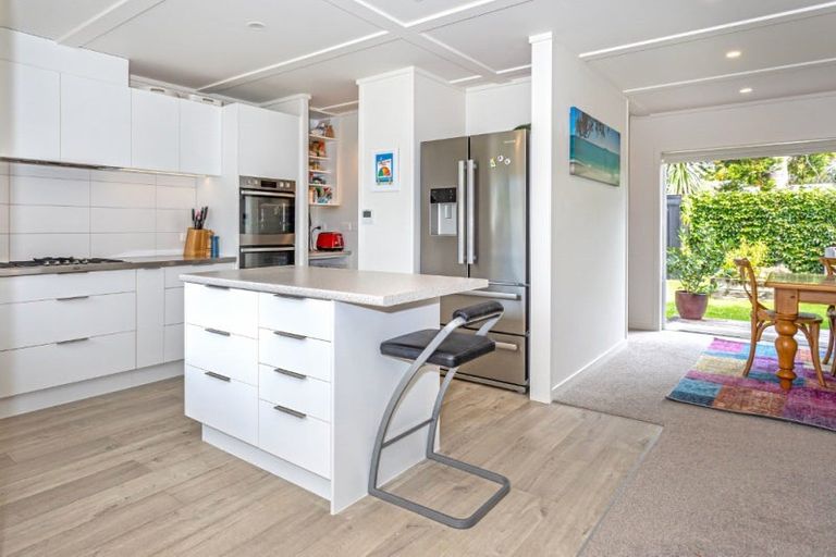 Photo of property in 107 Riverview Road, Whangamata, 3620