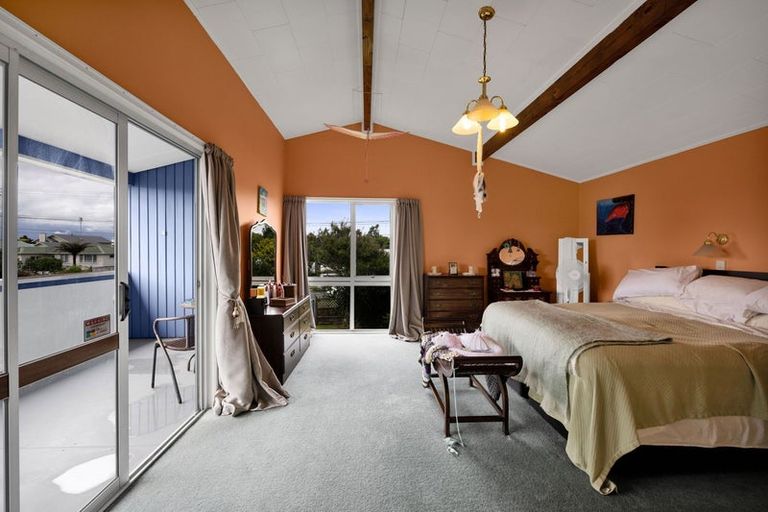 Photo of property in 137 Waihi Road, Hawera, 4610