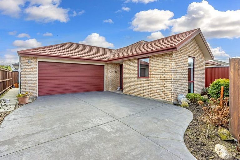 Photo of property in 7 Cassinia Gardens, Aidanfield, Christchurch, 8025