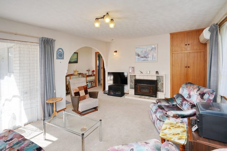 Photo of property in 6 Fenmere Place, Burwood, Christchurch, 8083