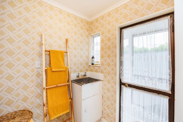 Photo of property in 53a Chatsworth Place, Highbury, Palmerston North, 4412