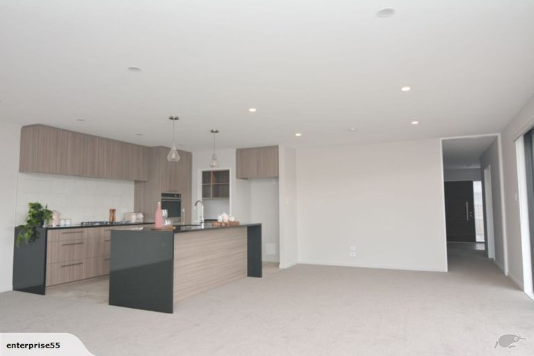 Photo of property in 29 Kingsbridge West, Burwood, Christchurch, 8083