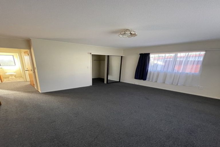 Photo of property in 5 Oreti Place, Clover Park, Auckland, 2019